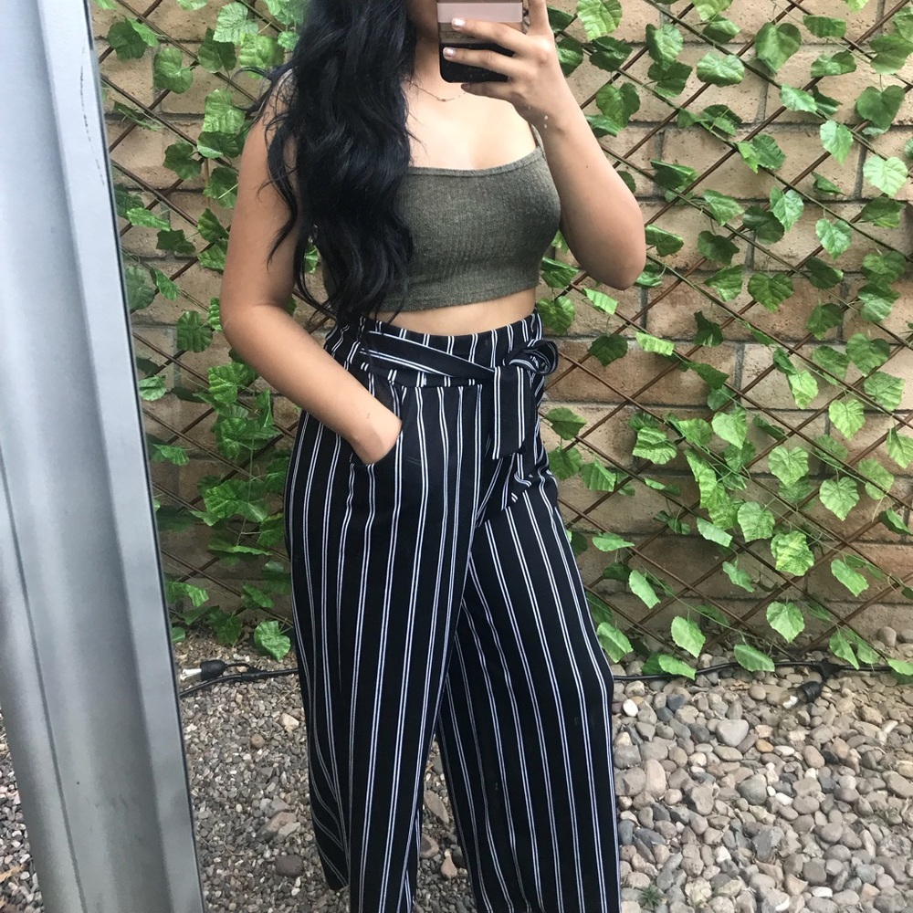 Julian black and white striped pants ✨
